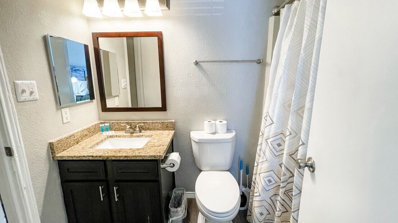 Photo of Bathroom in Northwest Corpus Christi