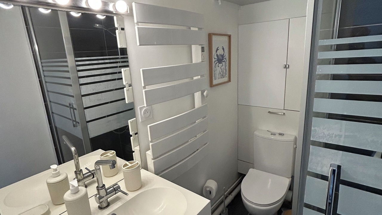 Photo of Bathroom in Cabourg