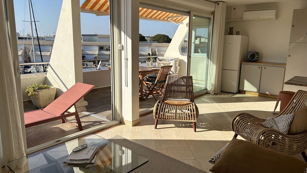 Photo of Livingroom in Le Grau-Du-Roi