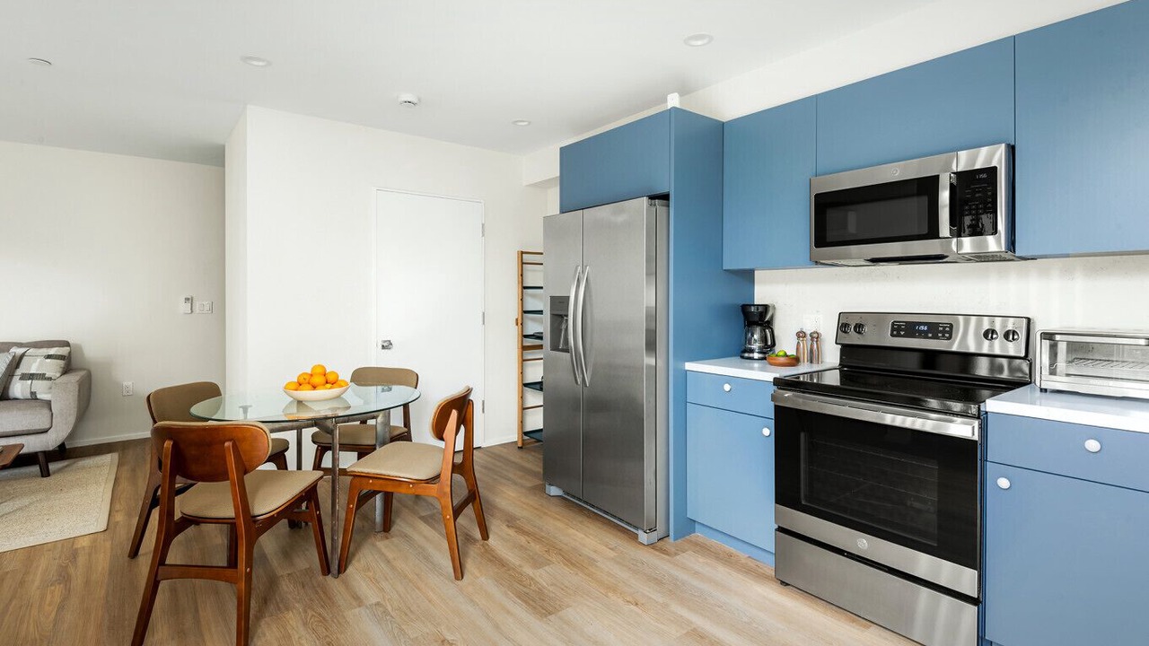 Photo of Others in Culver - West