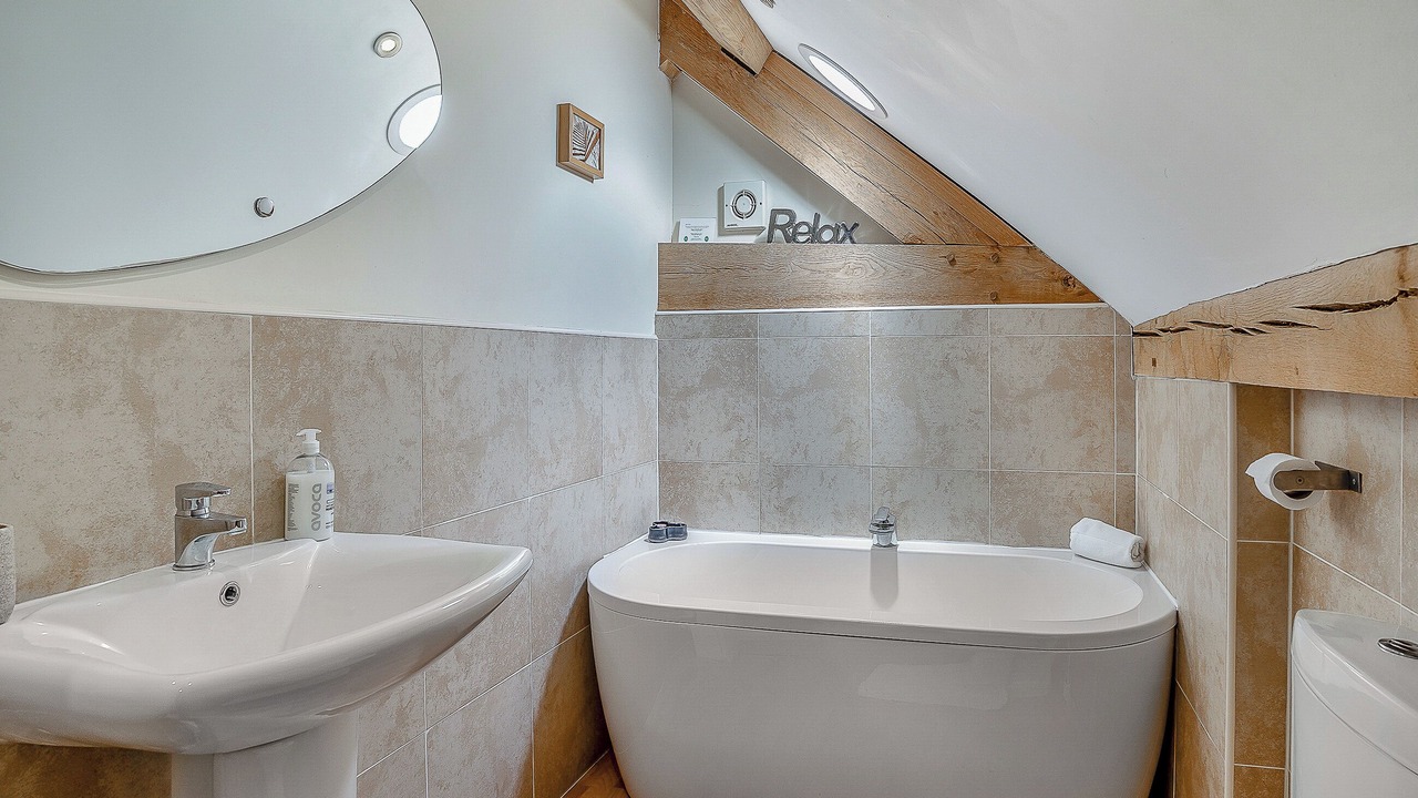 Photo of Bathroom in Llanrhidian Higher