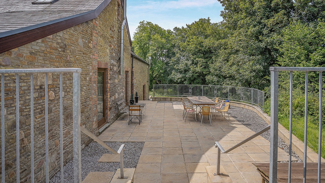 Photo of Others in Llanrhidian Higher