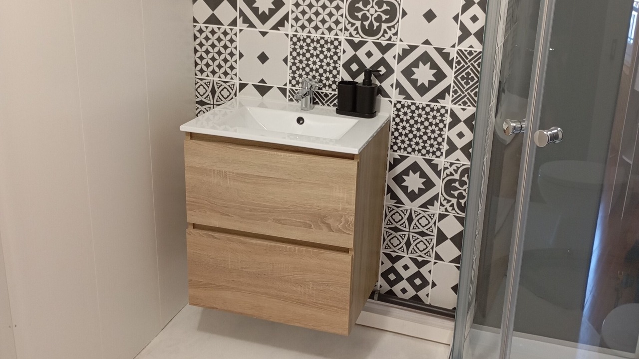 Photo of Bathroom in Rosieres-en-Santerre
