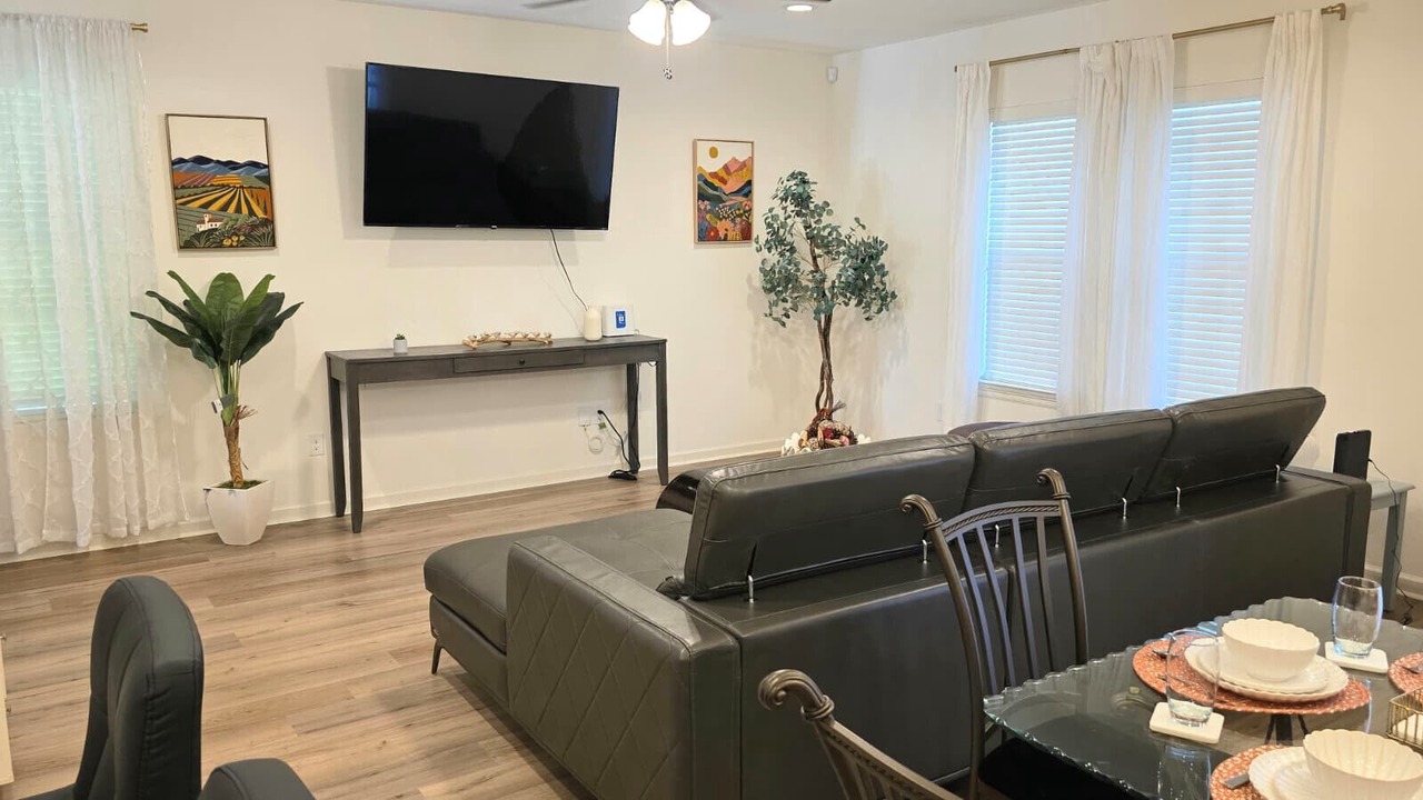 Photo of Livingroom in Highlands - Perkins