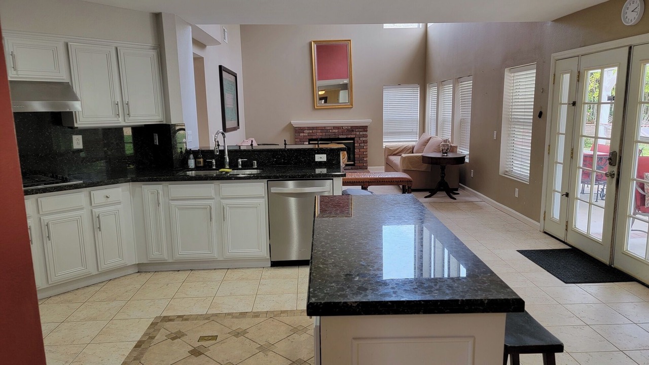 Photo of Kitchen in Canoga Park