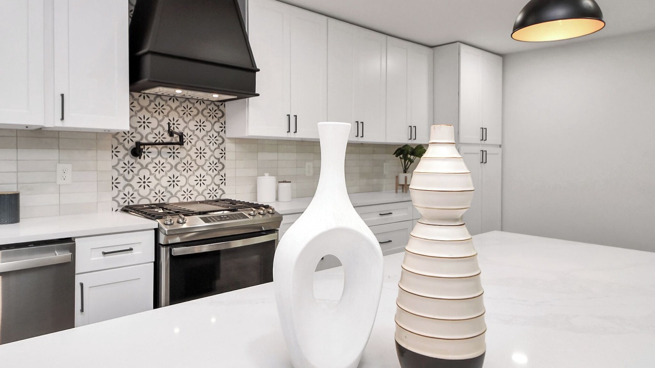 Photo of Kitchen in Garden Oaks