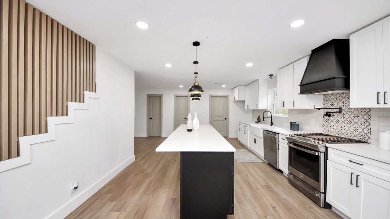 Photo of Kitchen in Garden Oaks