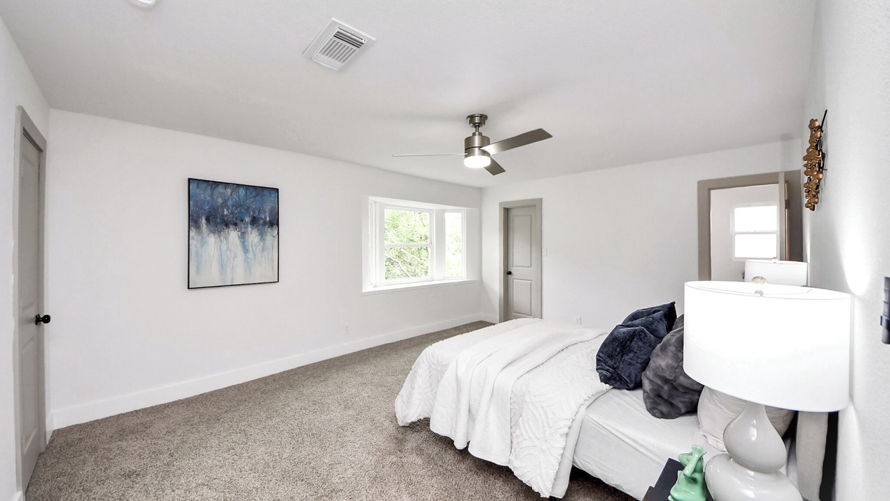 Photo of Bedroom in Garden Oaks