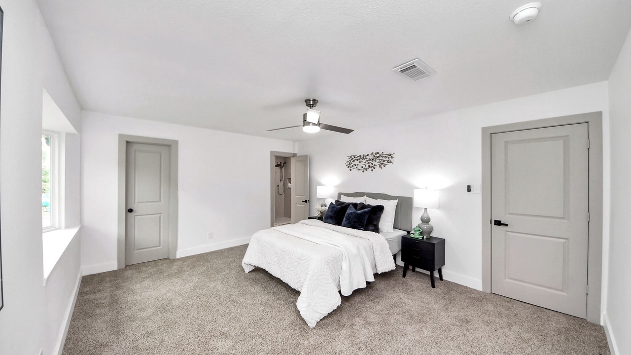 Photo of Bedroom in Garden Oaks