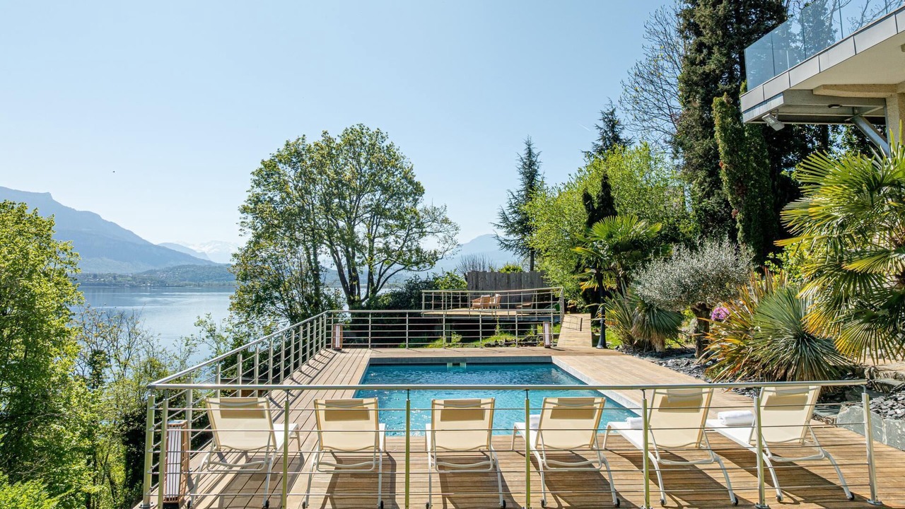 Photo of Outdoor in Bourdeau