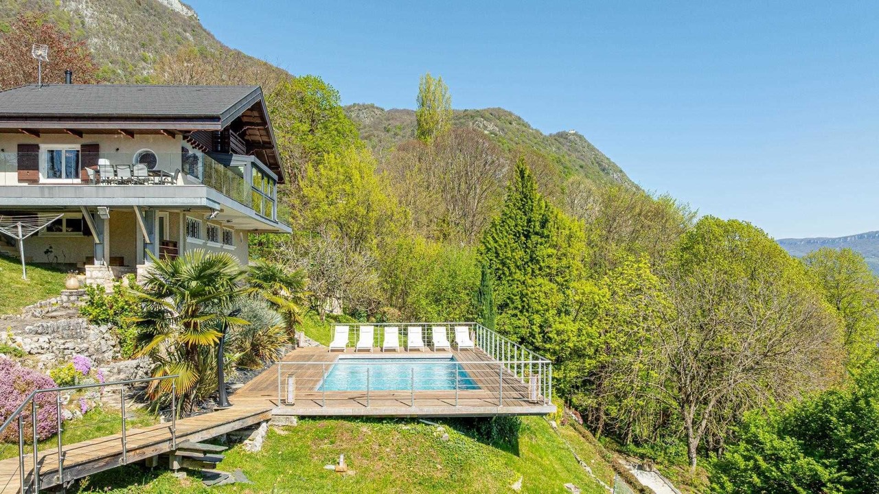 Photo of Outdoor in Bourdeau