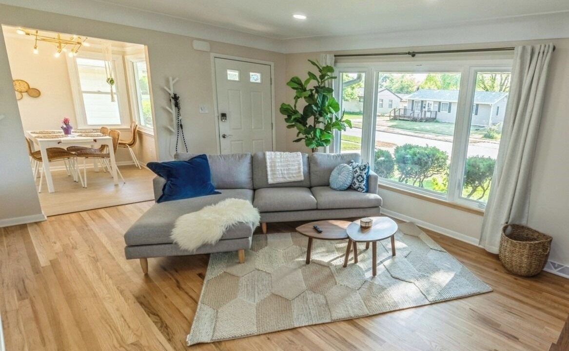 Photo of Livingroom in Urbandale