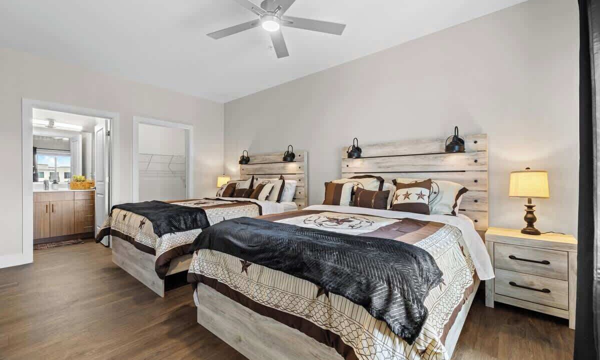 Photo of Bedroom in Eighth Avenue