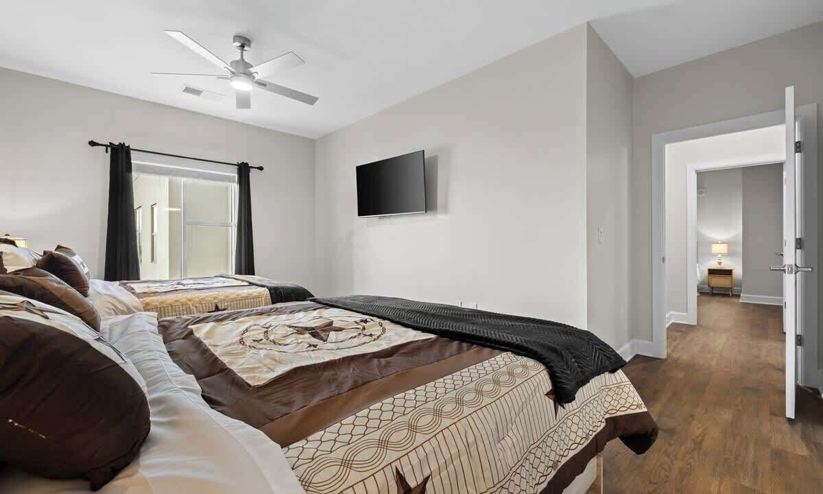 Photo of Bedroom in Eighth Avenue