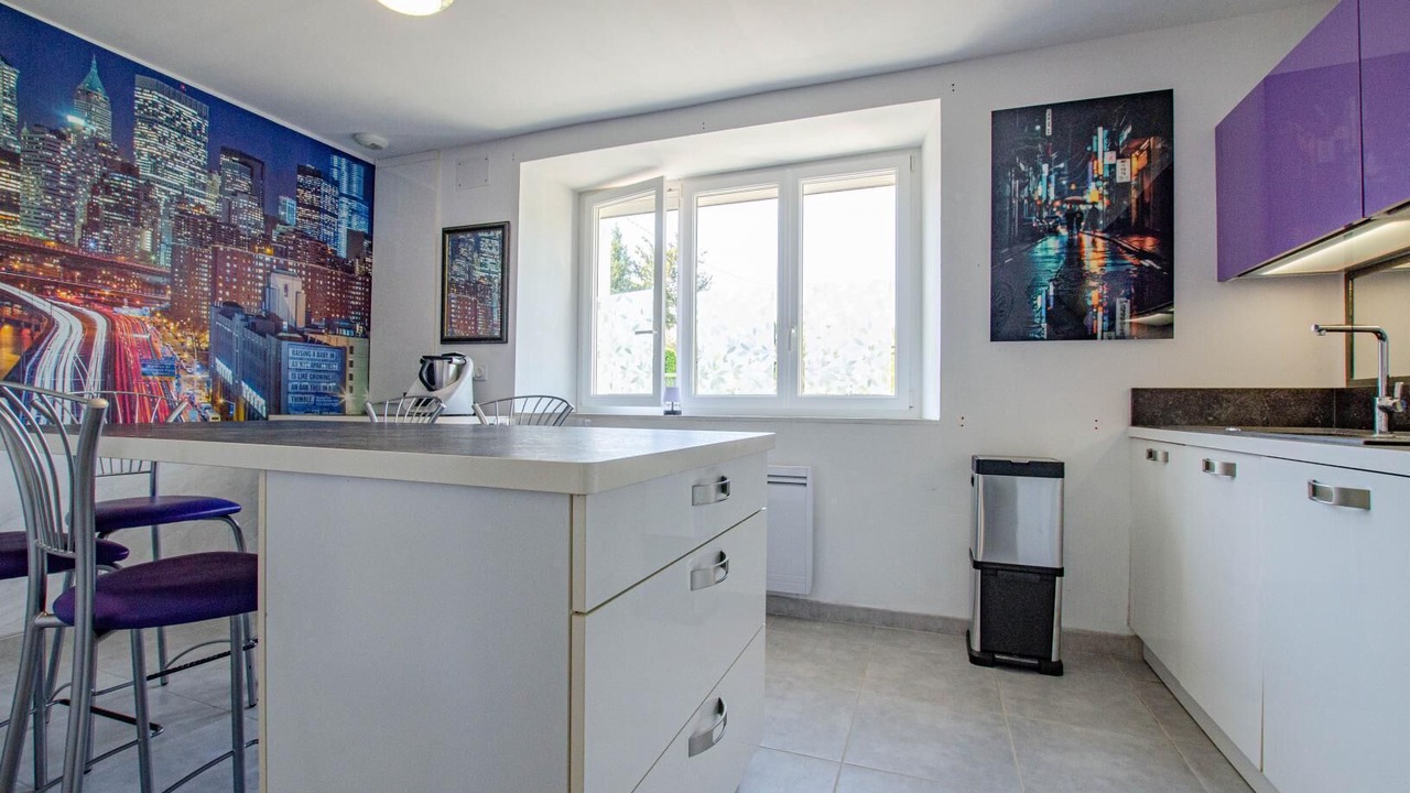 Photo of Kitchen in Saint-Hilaire-sous-Romilly