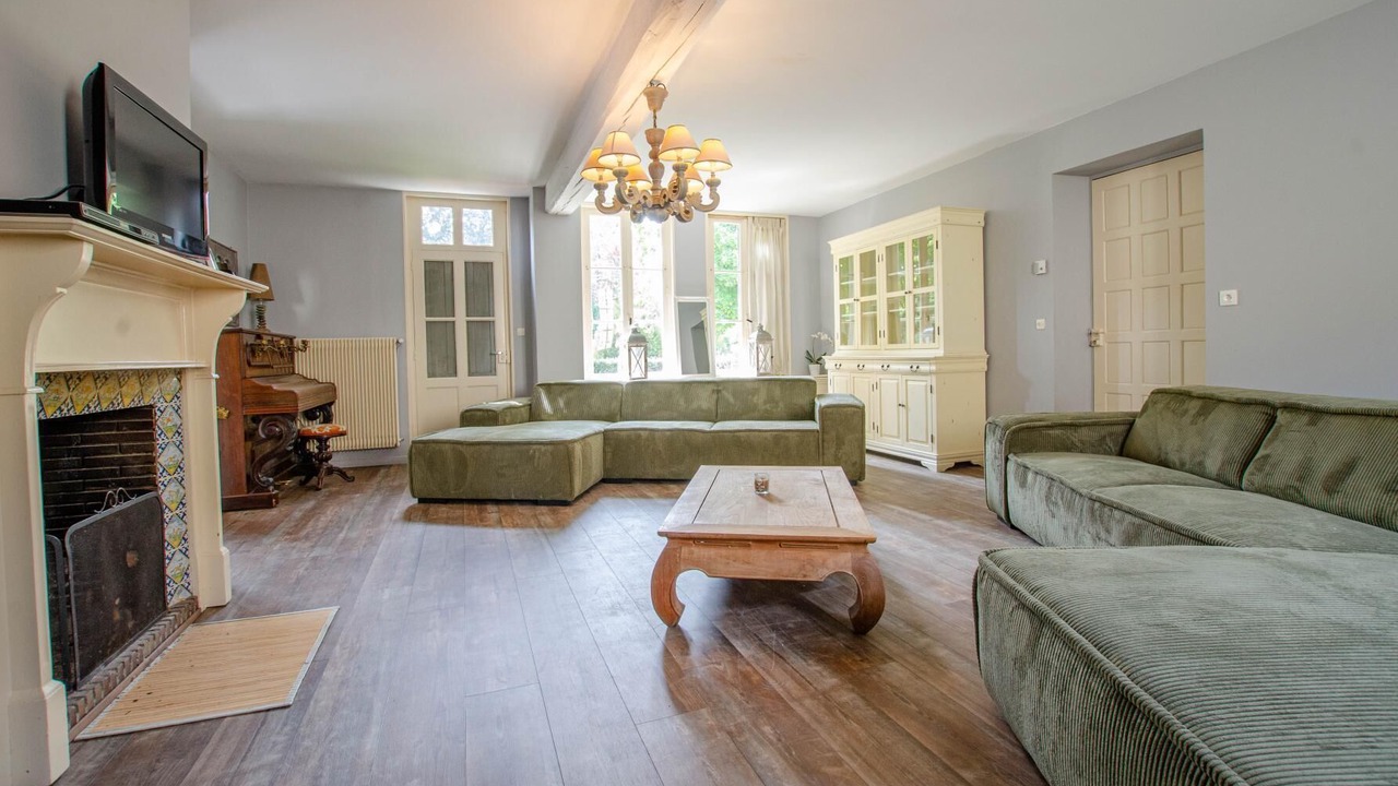 Photo of Livingroom in Rilly-Sainte-Syre