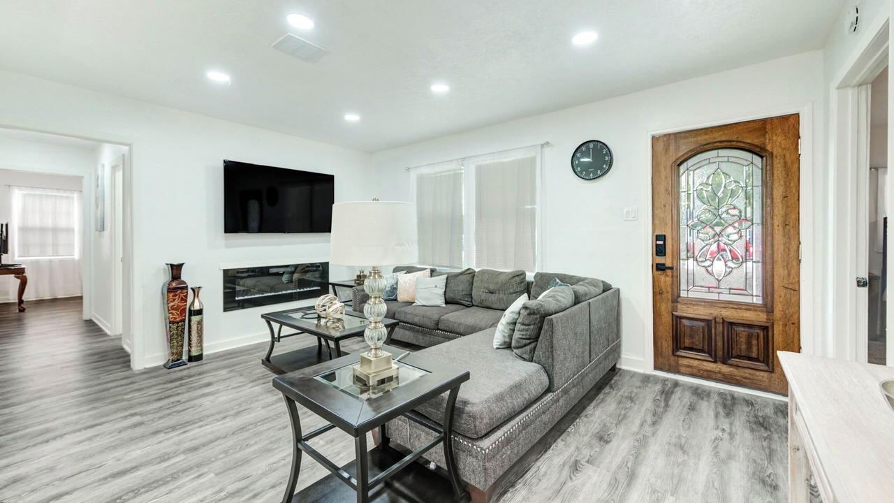 Photo of Livingroom in Central Southwest