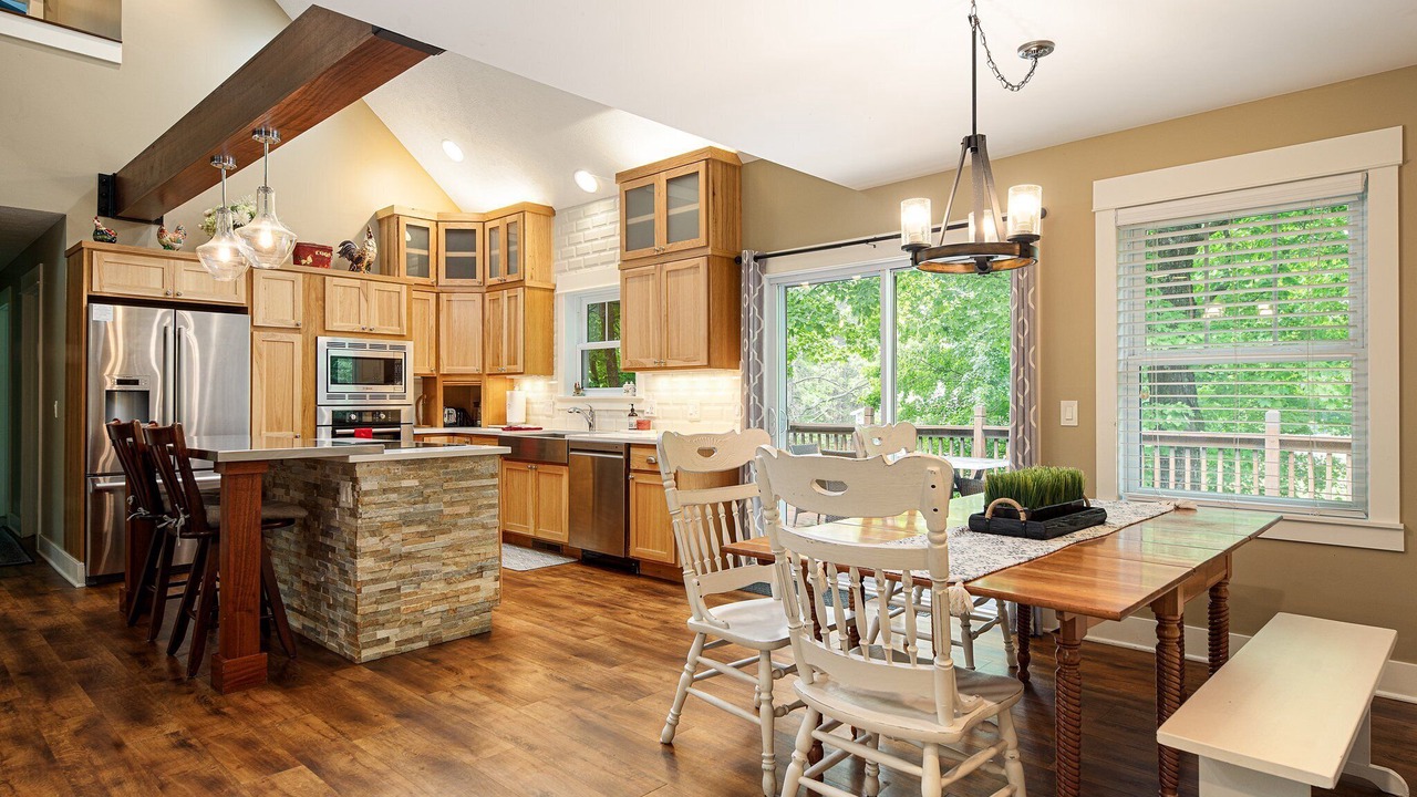 Photo of Kitchen in Maple City