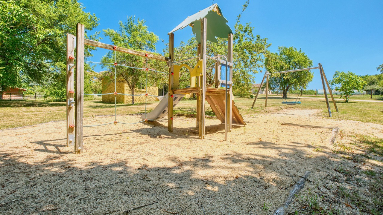 Photo of Others in Monsac