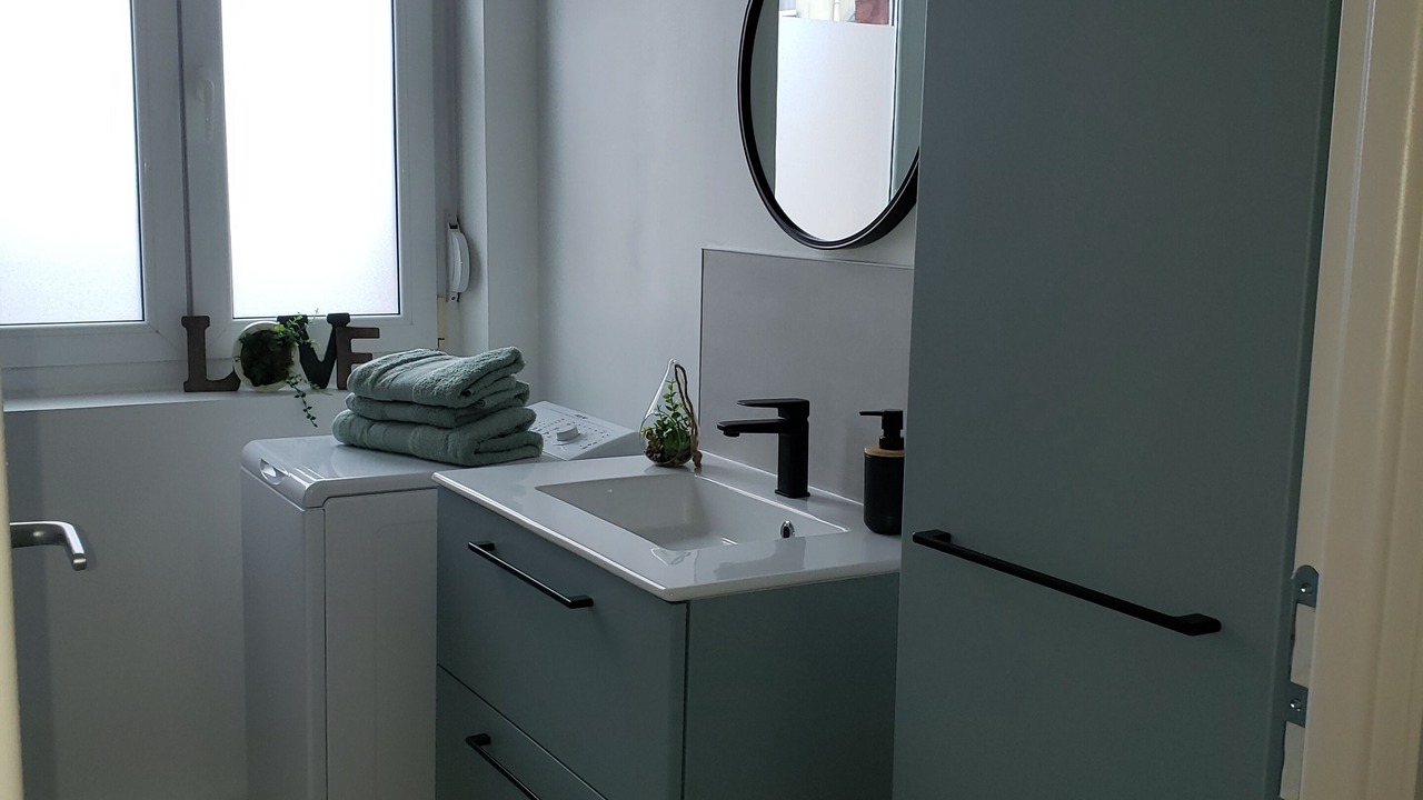 Photo of Bathroom in Abbeville