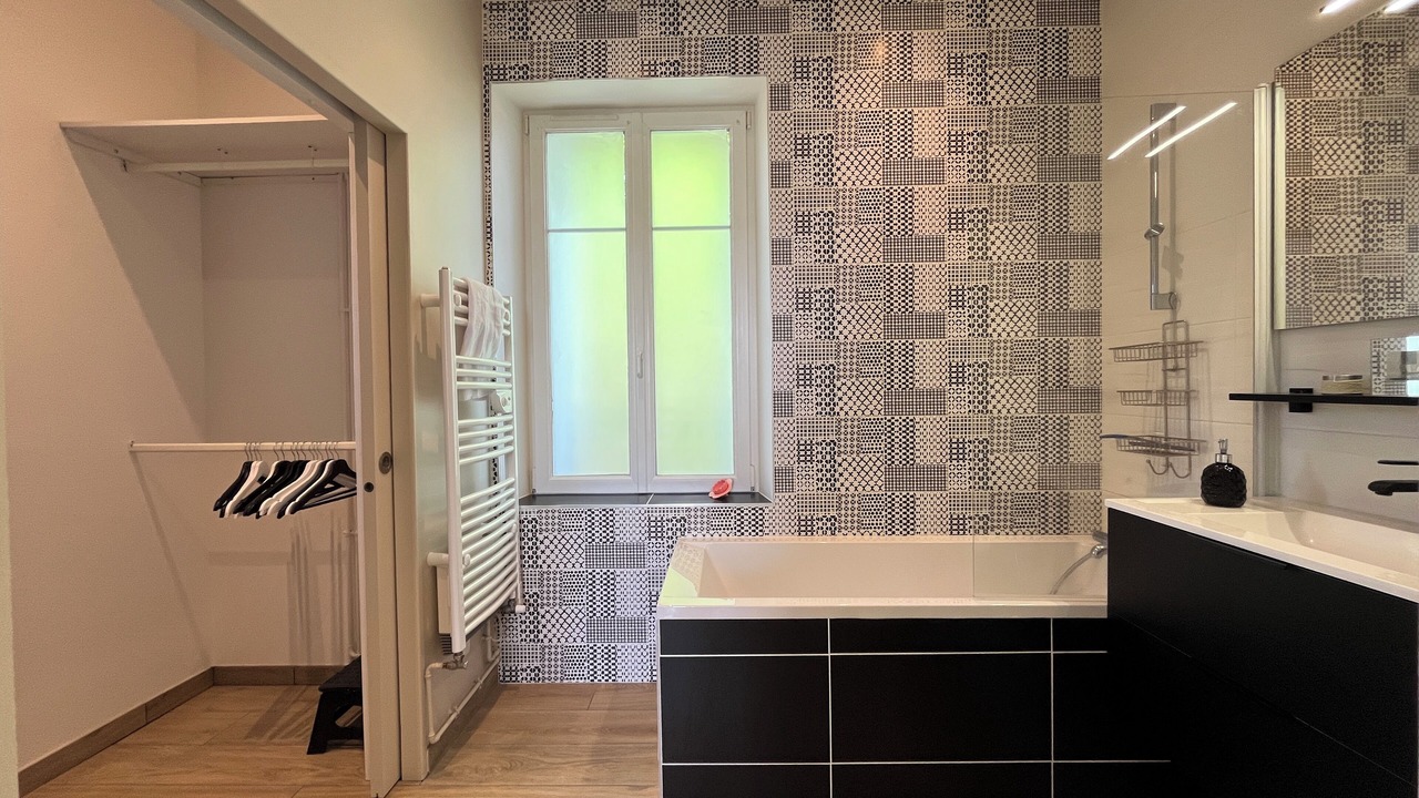 Photo of Bathroom in Clecy
