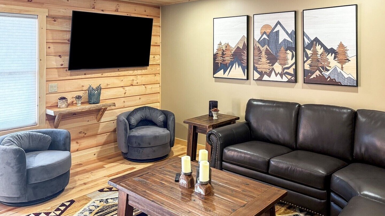 Photo of Bedroom in Inlet