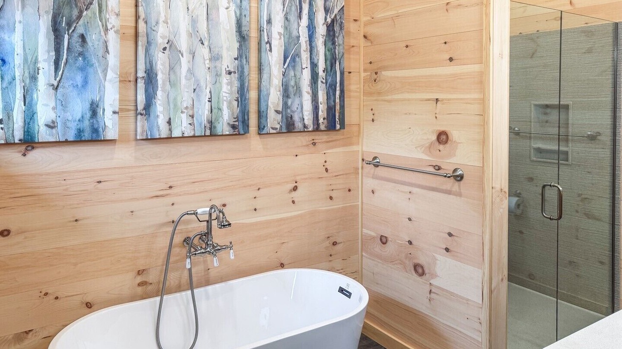 Photo of Bathroom in Inlet