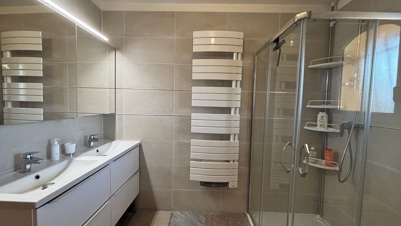 Photo of Bathroom in Poulx