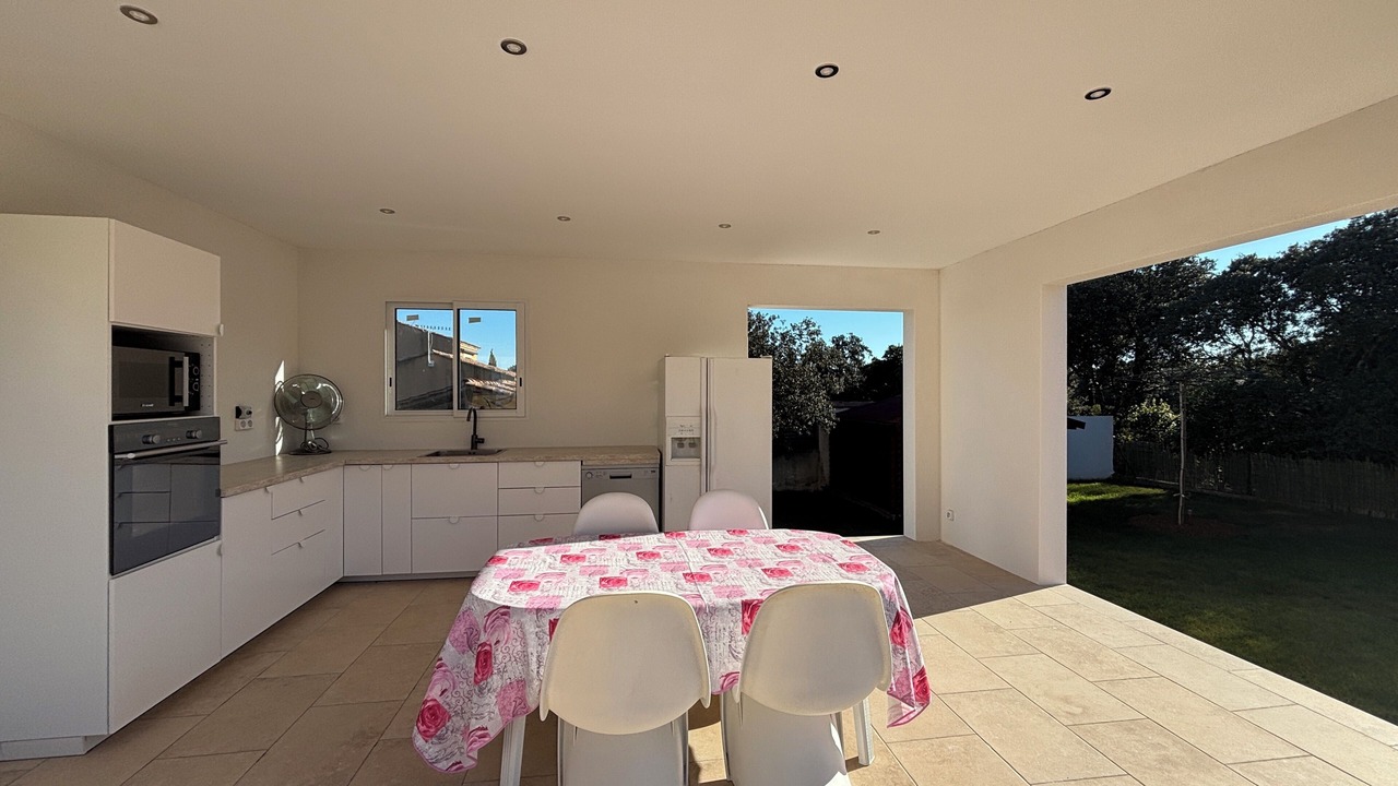 Photo of Outdoor in Poulx