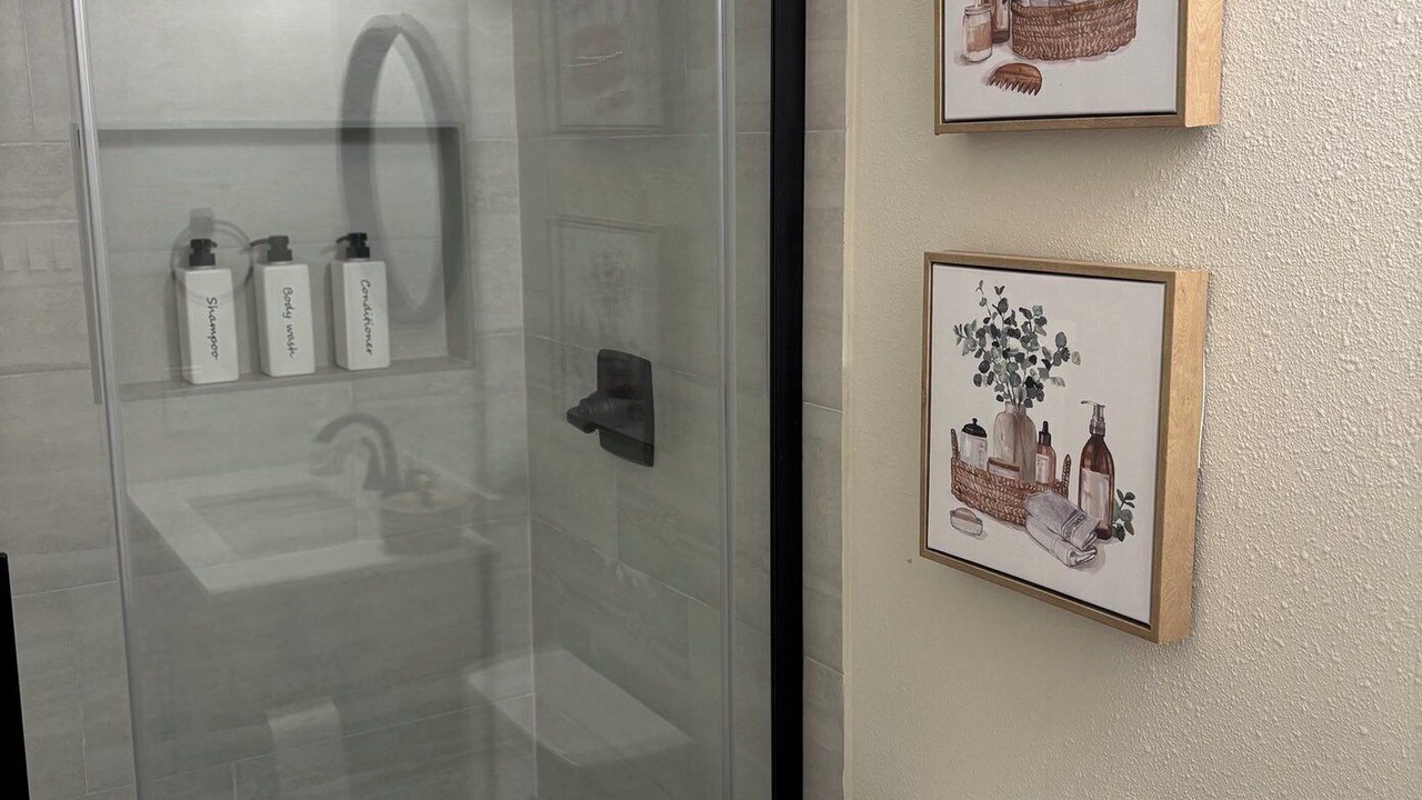 Photo of Bathroom in Gun Barrel City