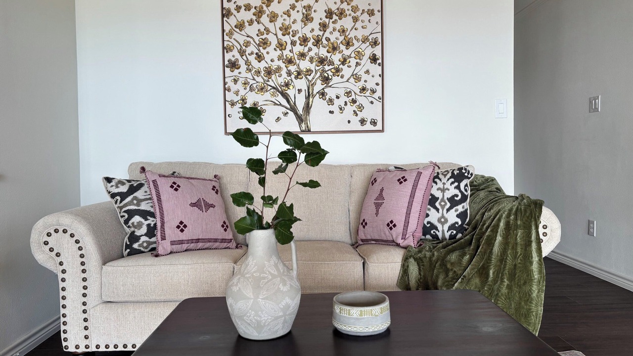 Photo of Livingroom in Gun Barrel City