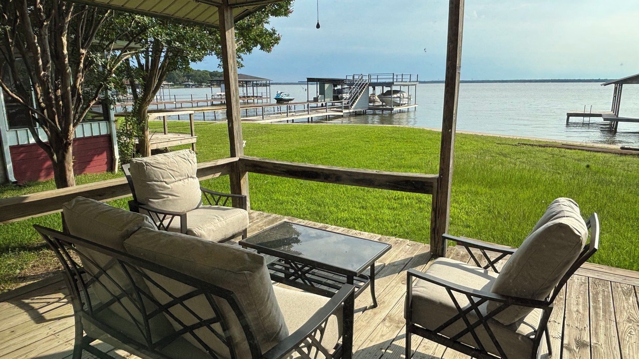 Photo of Patio Balcony in Gun Barrel City