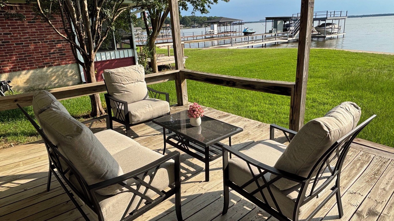 Photo of Patio Balcony in Gun Barrel City