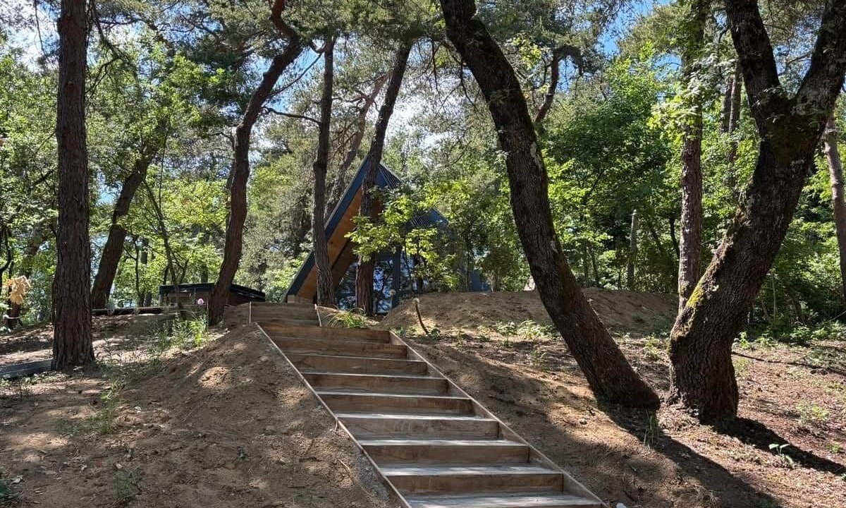 Photo of Outdoor in Bathernay