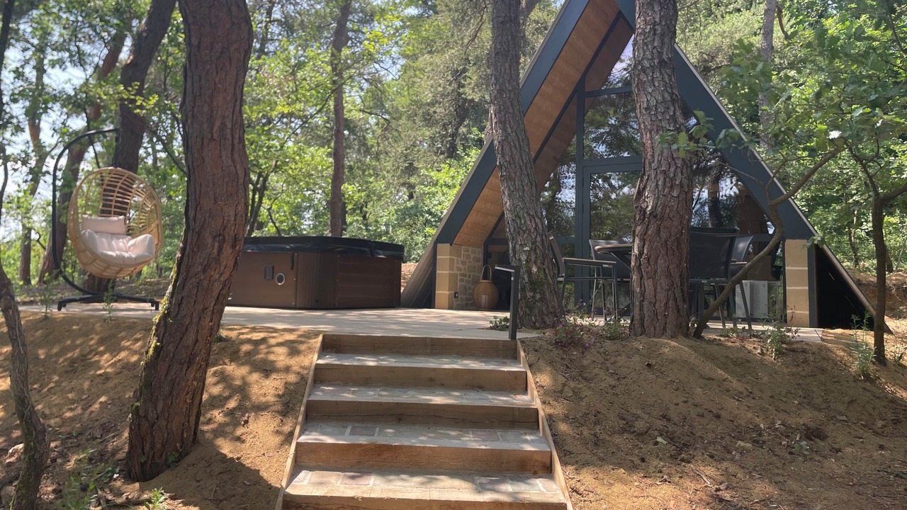 Photo of Outdoor in Bathernay