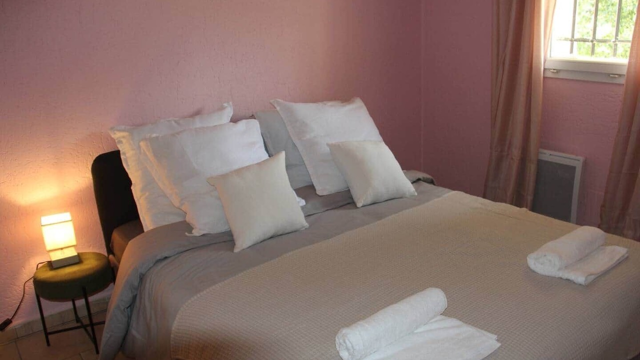 Photo of Bedroom in Pertuis