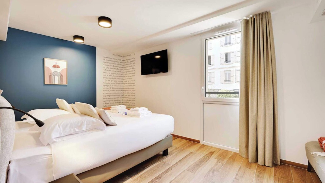 Photo of Bedroom in Vanves