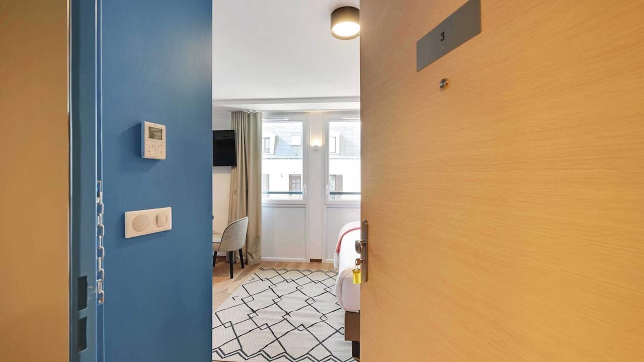 Photo of Bedroom in Vanves