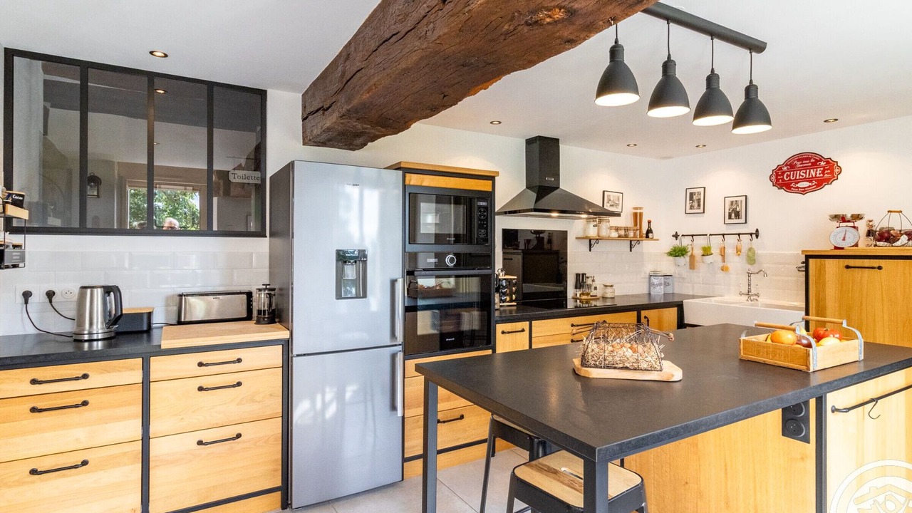 Photo of Kitchen in Segre-en-Anjou-Bleu
