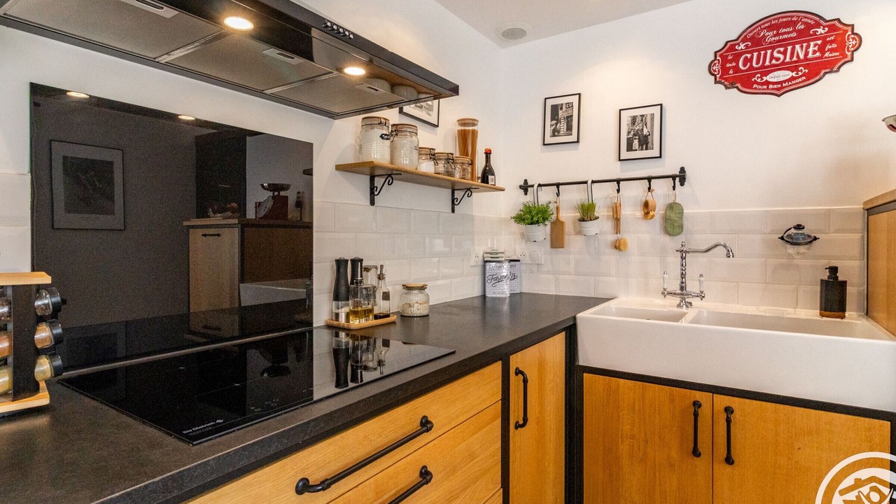 Photo of Kitchen in Segre-en-Anjou-Bleu
