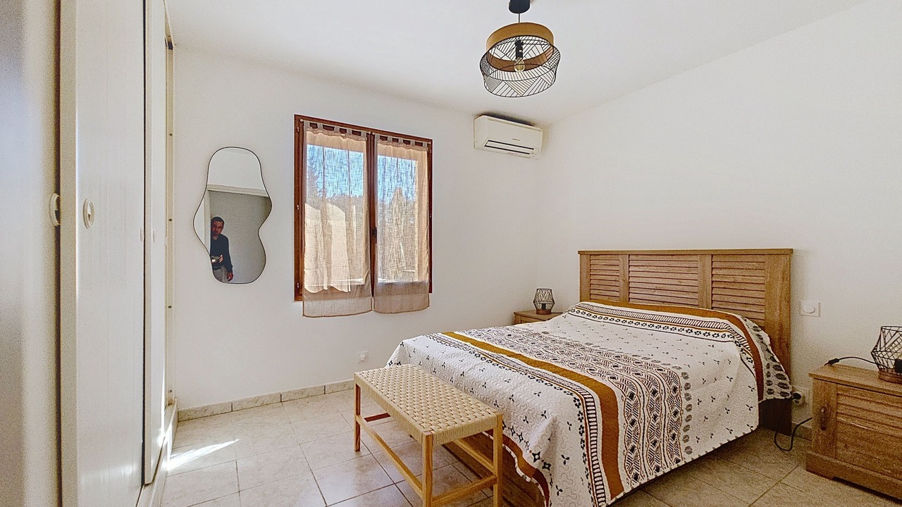 Photo of Bedroom in Villeneuve-les-Avignon