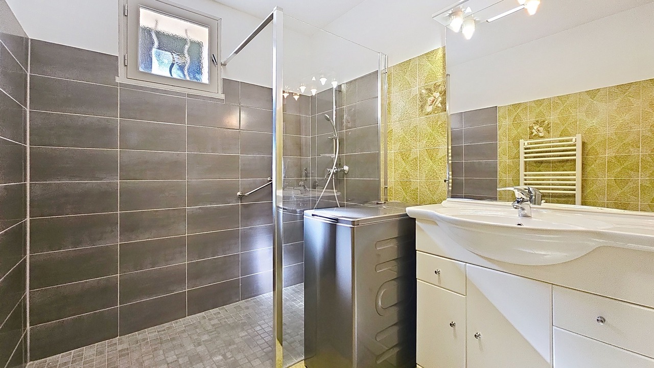 Photo of Bathroom in Villeneuve-les-Avignon
