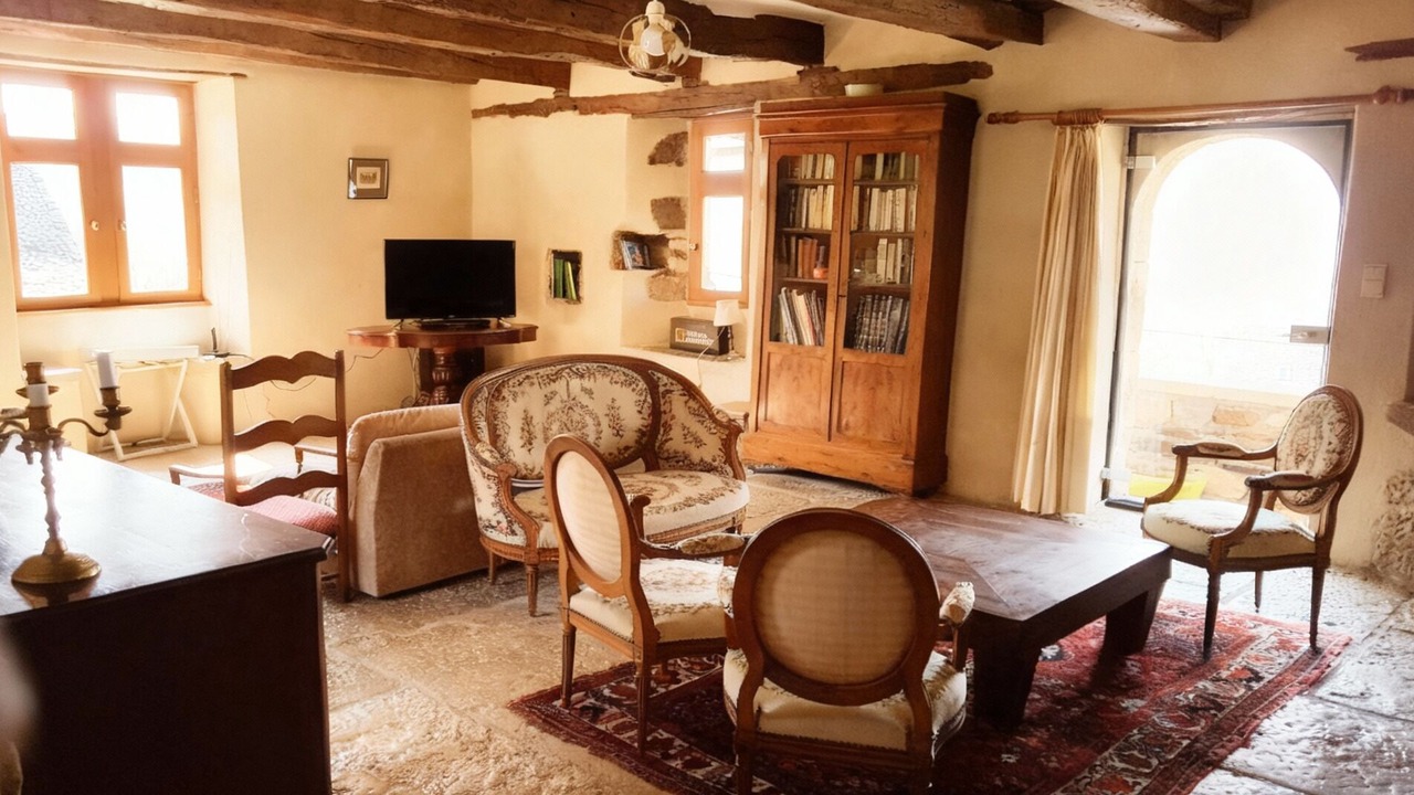 Photo of Livingroom in Saint-Come-d'Olt