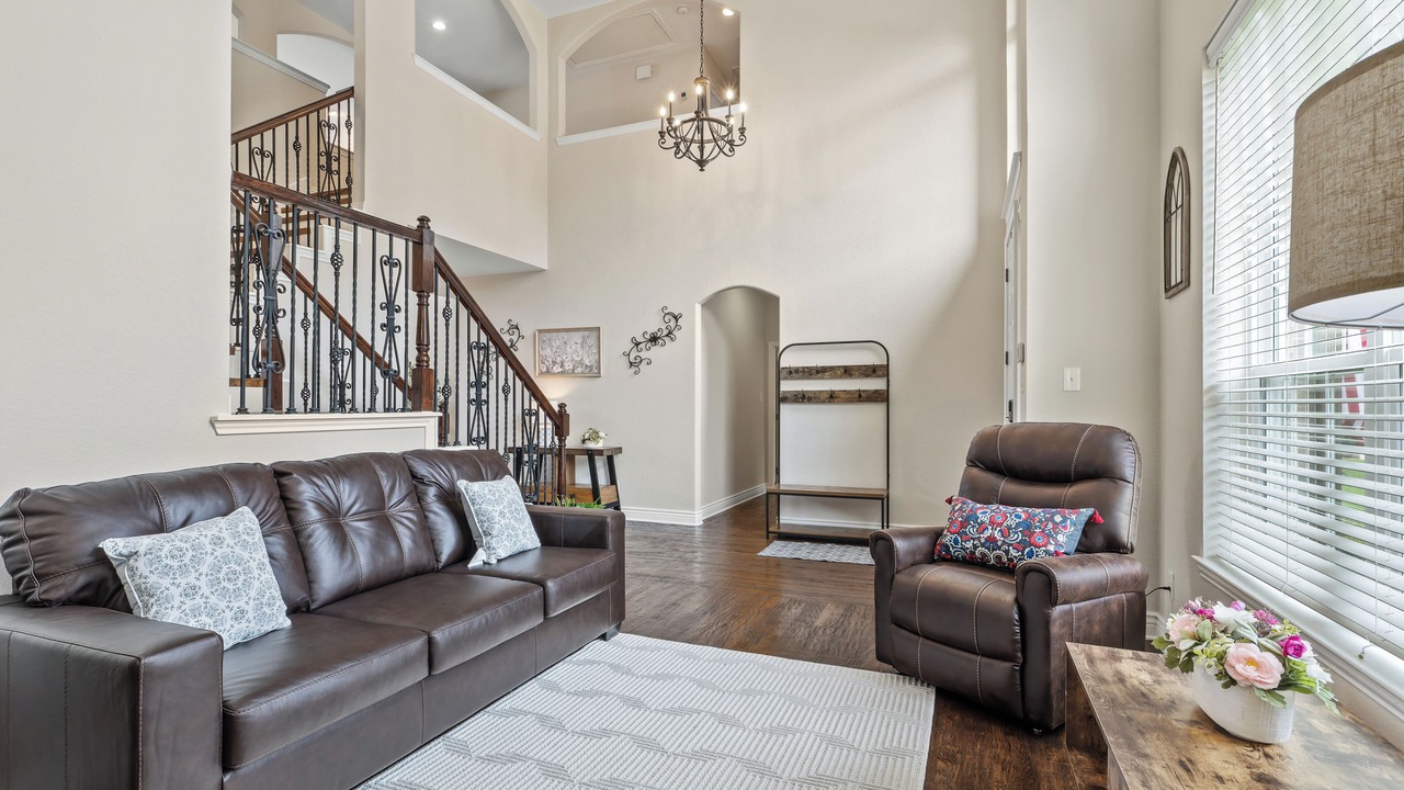 Photo of Livingroom in Allen