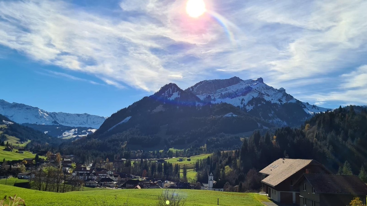 Photo of Others in Fluehli