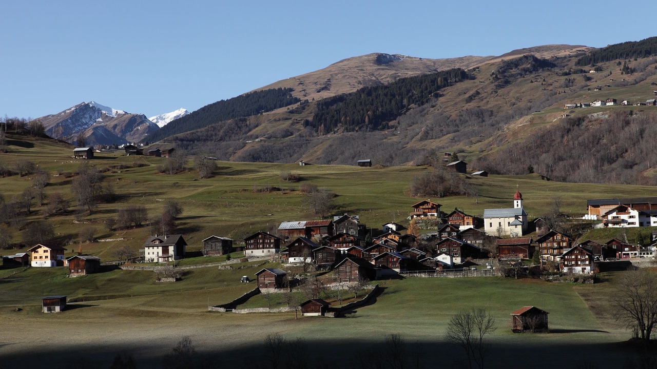 Photo of Others in Surcasti