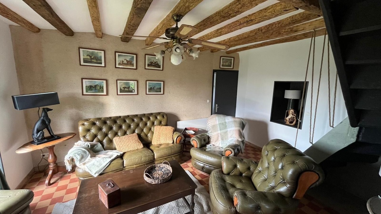Photo of Livingroom in Saint-Aubin-de-Locquenay