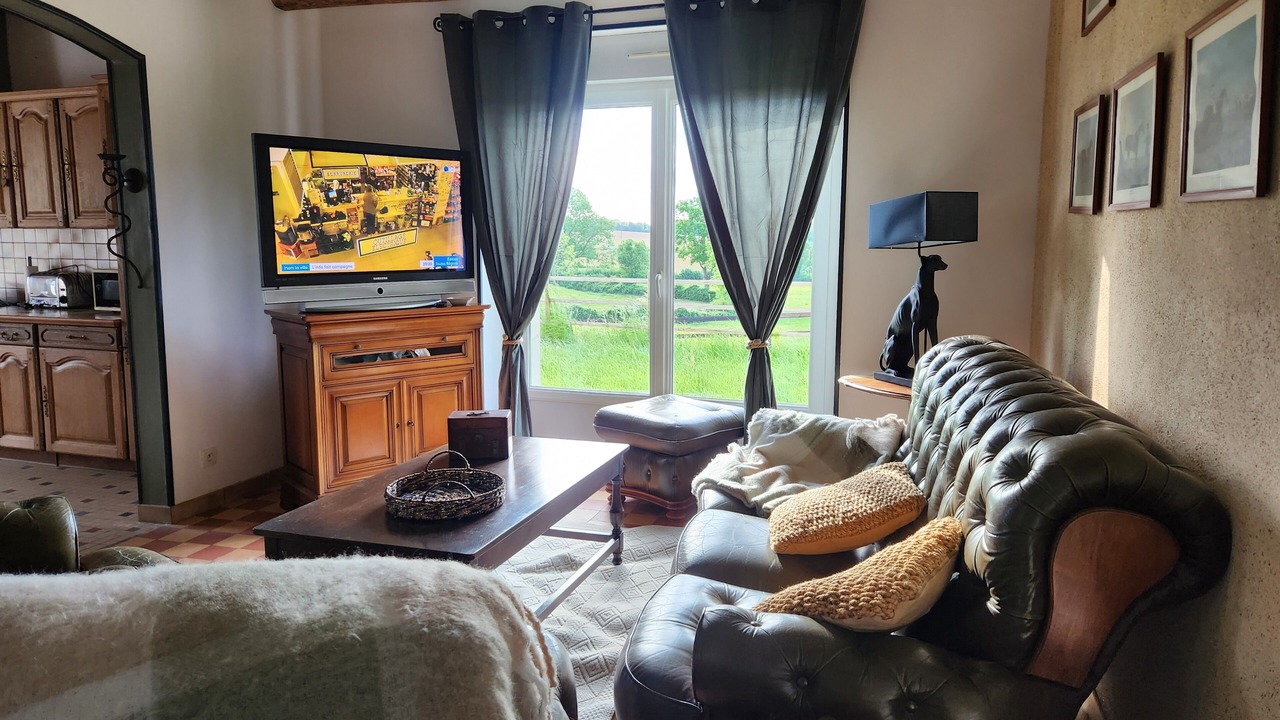 Photo of Livingroom in Saint-Aubin-de-Locquenay