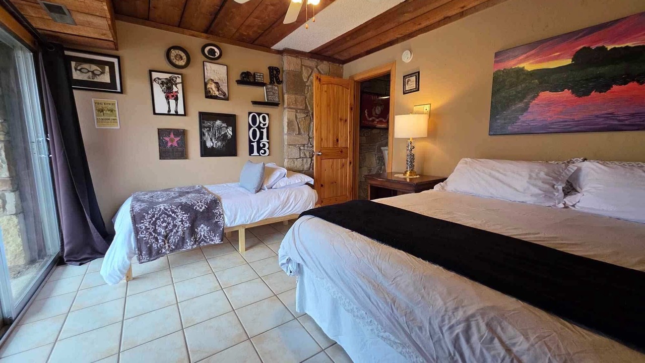 Photo of Bedroom in Medicine Park