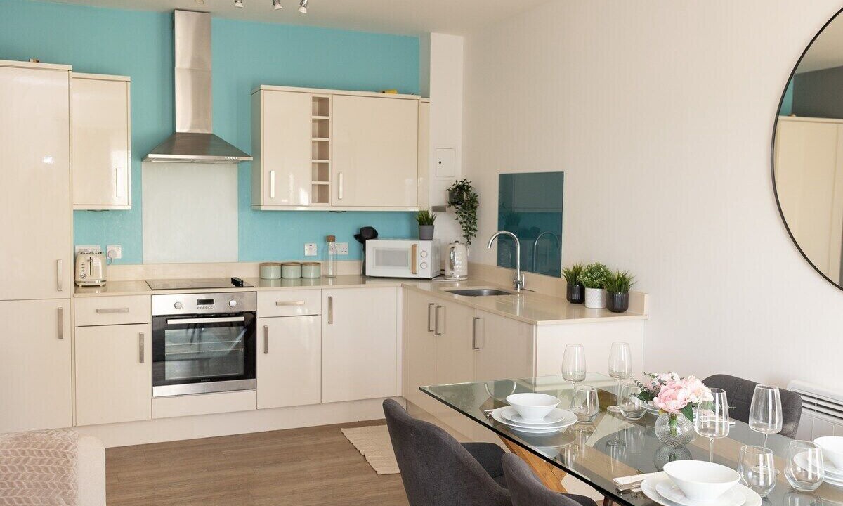 Photo of Others in Hatfield